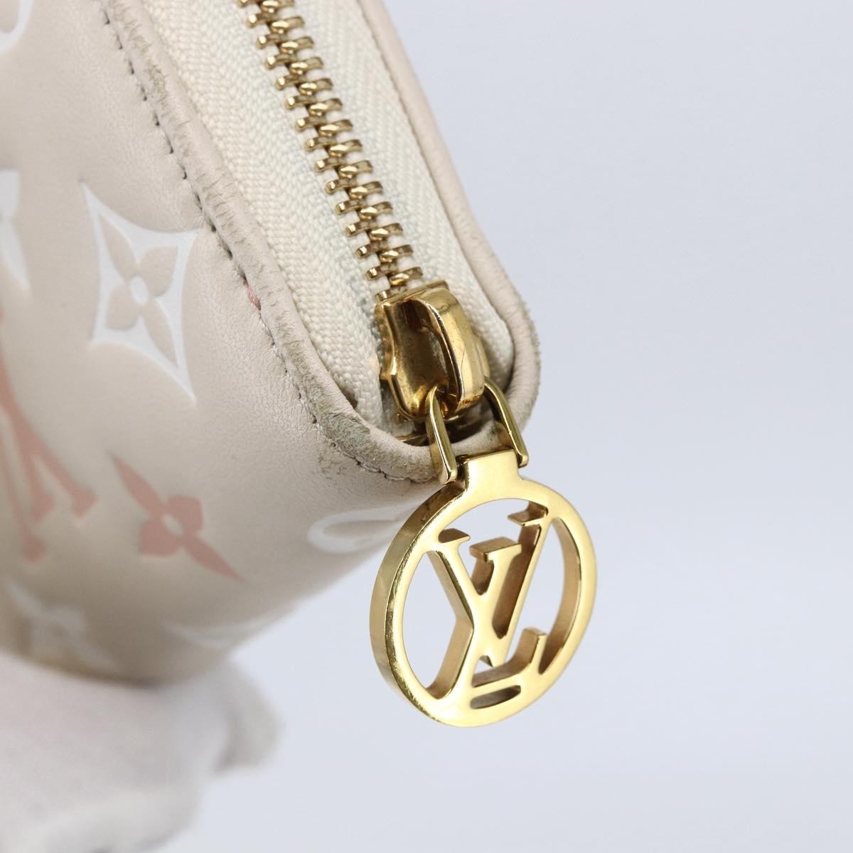 Louis Vuitton Coussin Zippy Monogram Embossed Lambskin Pink Canvas Wallets Accessory (Pre-Owned)