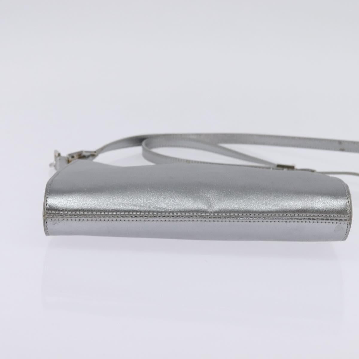 Salvatore Ferragamo Gancini Leather Silver Leather Shoulder Bag Bag (Pre-Owned)