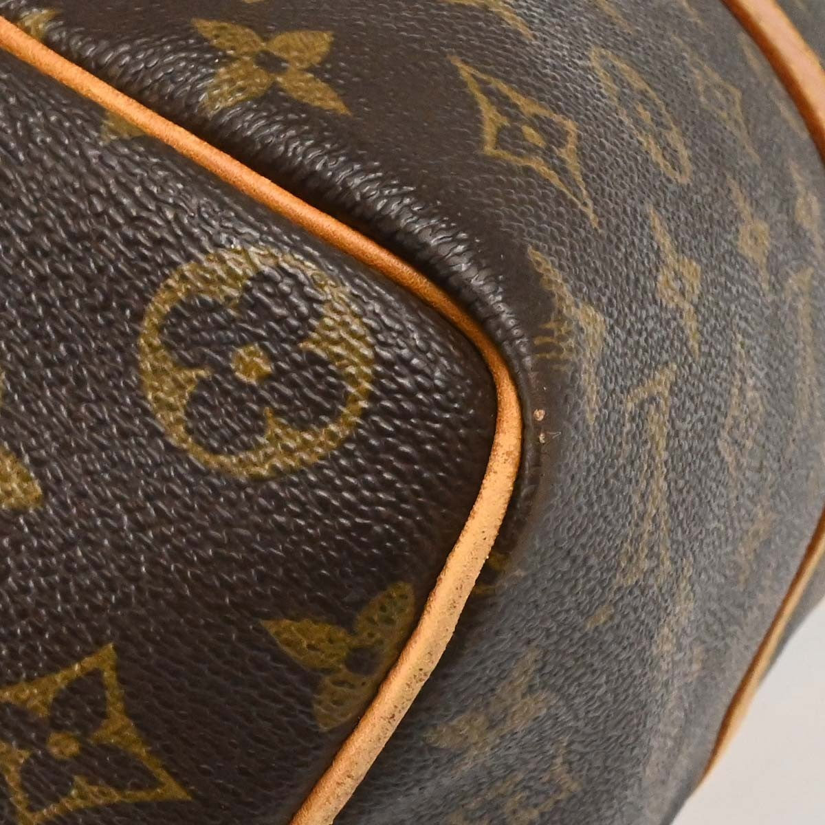 Louis Vuitton Keepall Monogram Canvas Brown Canvas Travel Bag Bag (Pre-Owned)