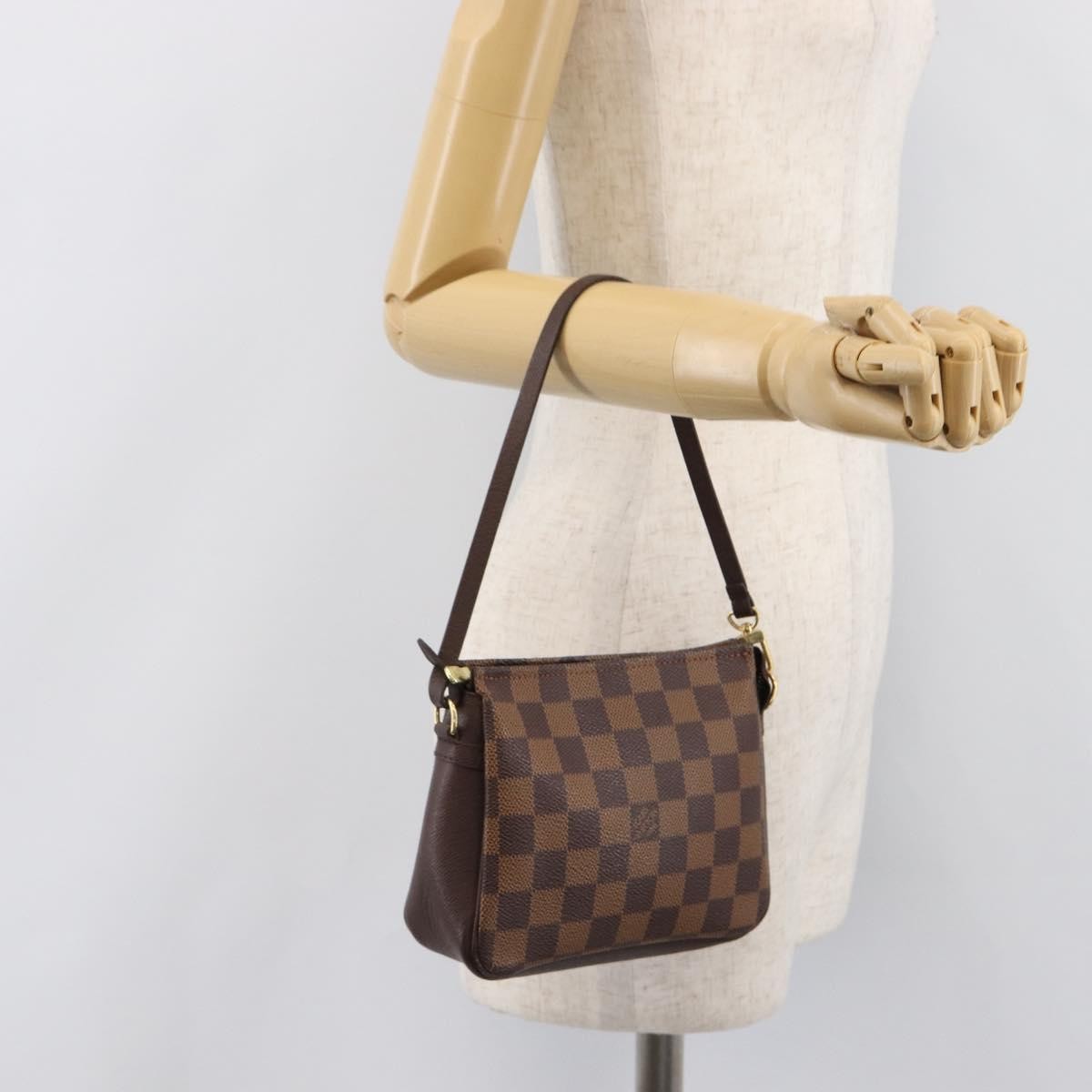 Louis Vuitton Trousse Make Up Damier Brown Canvas Clutche & Pouche Bag (Pre-Owned)
