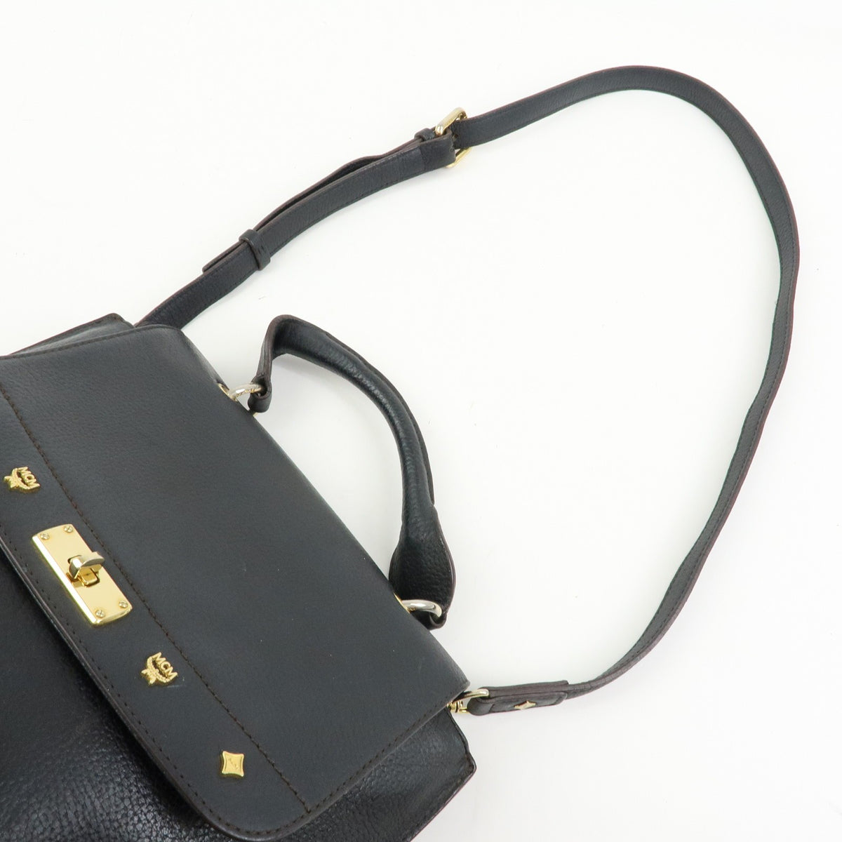 MCM Vintage Leather Black Leather Shoulder Bag Bag (Pre-Owned)