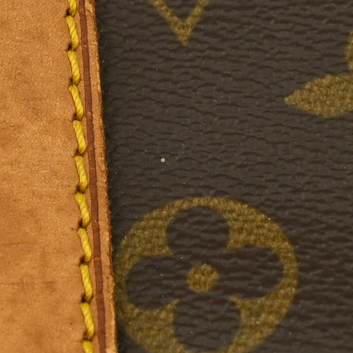 Louis Vuitton Keepall Monogram Canvas Brown Canvas Travel Bag Bag (Pre-Owned)