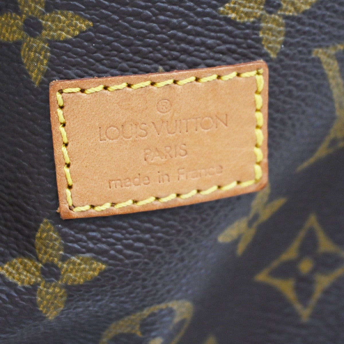 Louis Vuitton Saumur Monogram Canvas Brown Canvas Shoulder Bag Bag (Pre-Owned)