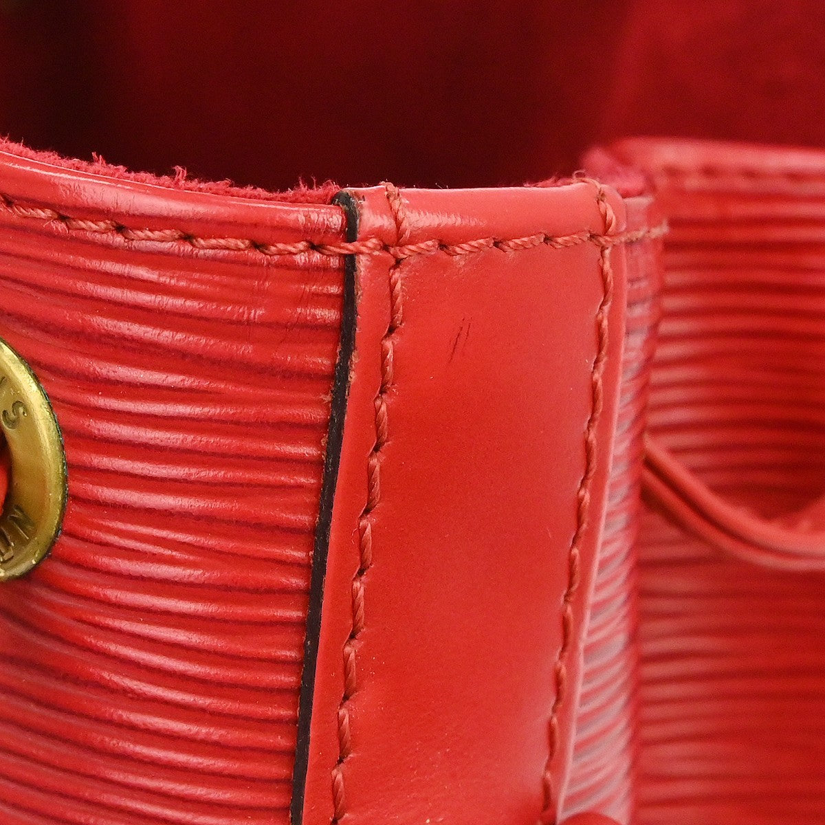 Louis Vuitton Noe Epi Leather Red Leather Shoulder Bag Bag (Pre-Owned)