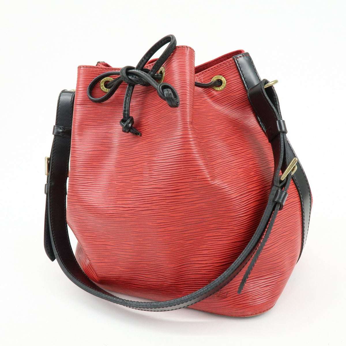 Louis Vuitton Bicolor Petit Noe Epi Leather Red Leather Handbag (Pre-Owned)