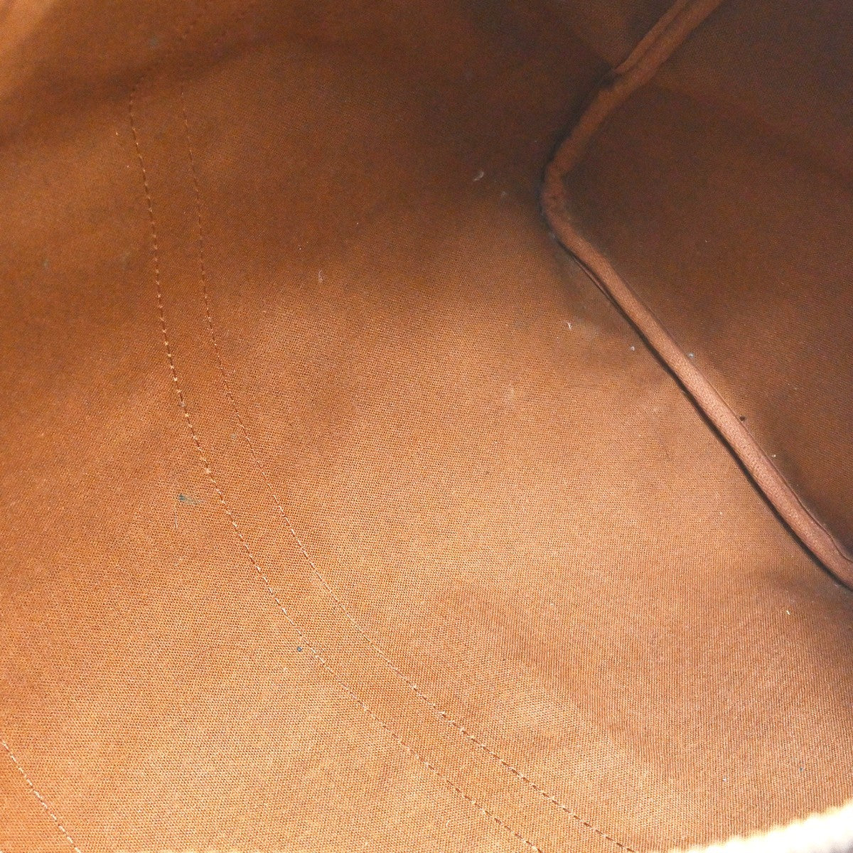 Louis Vuitton Keepall Monogram Brown Canvas Travel Bag Bag (Pre-Owned)