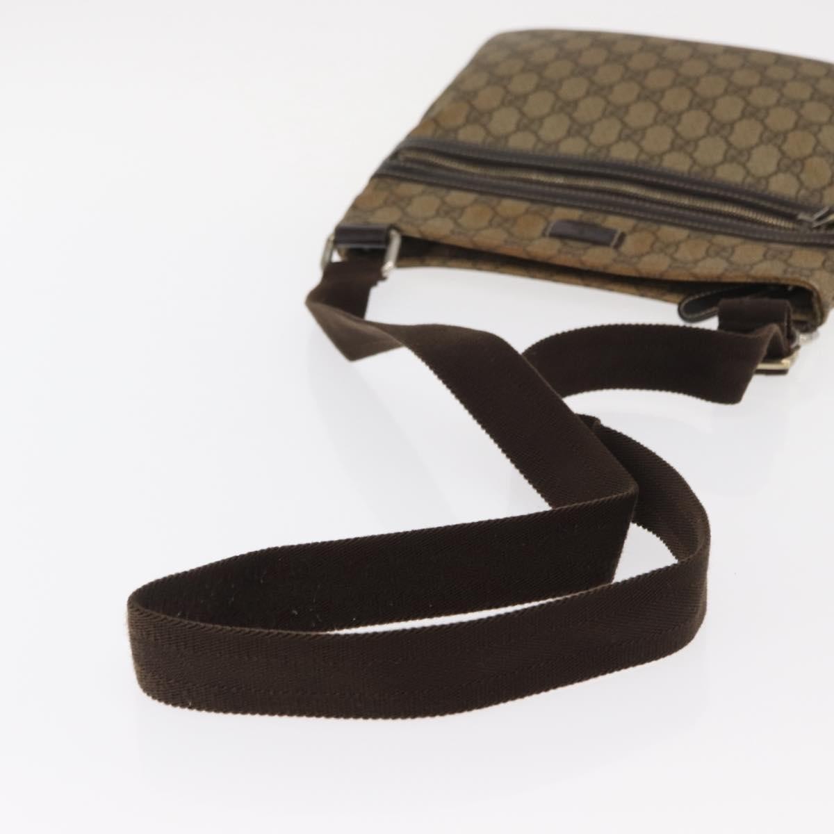 Gucci Flat Messenger Gg Coated Canvas Beige Pvc Shoulder Bag Bag (Pre-Owned)