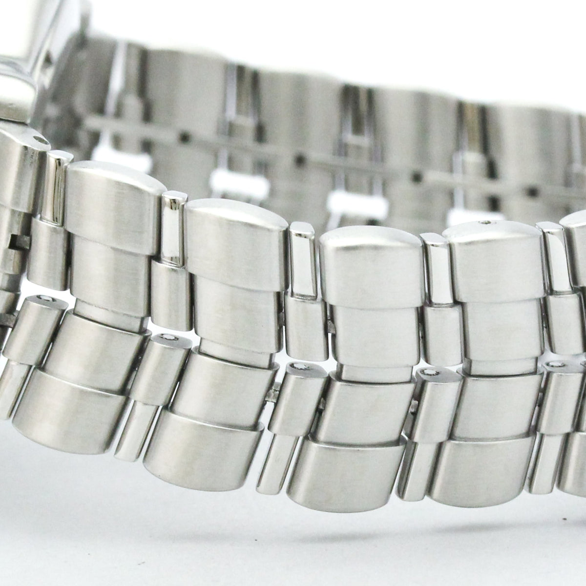 Tag Heuer Professional 6000 Quartz Stainless Steel Watch (Pre-Owned)