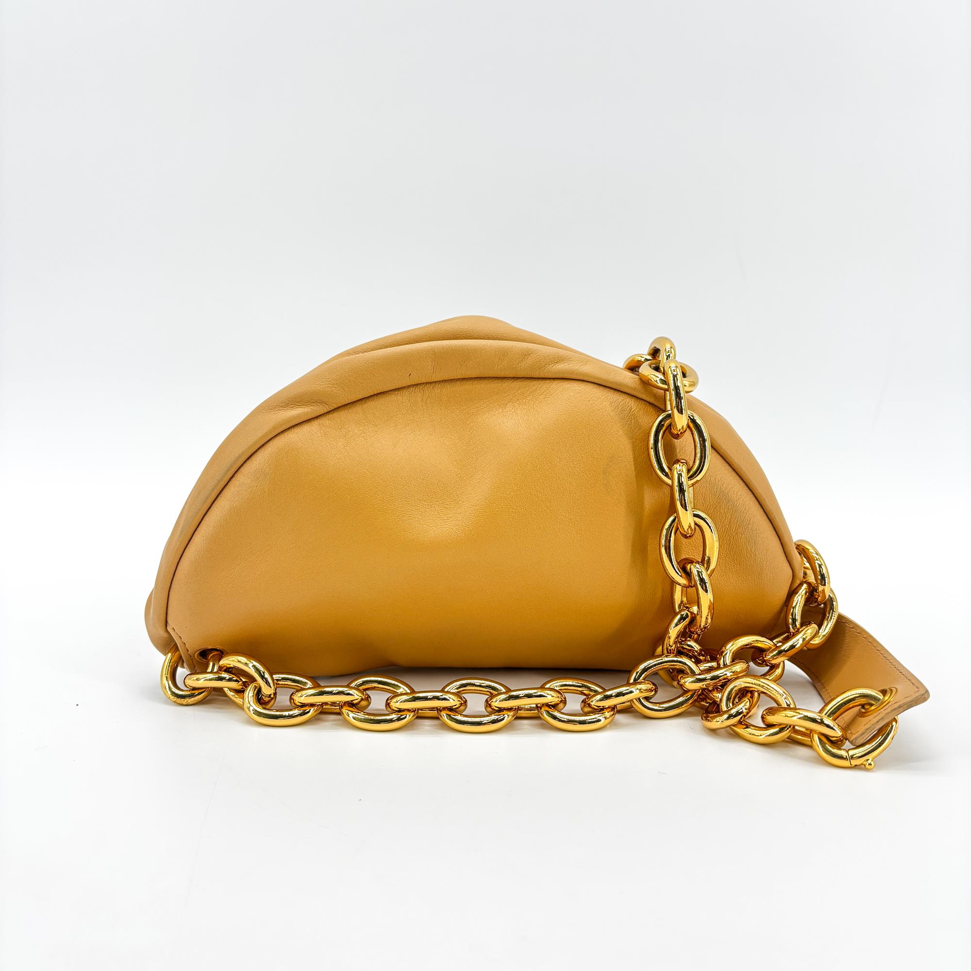 Bottega Veneta The Chain Pouch Leather Yellow Leather Clutche & Pouche Bag (Pre-Owned)