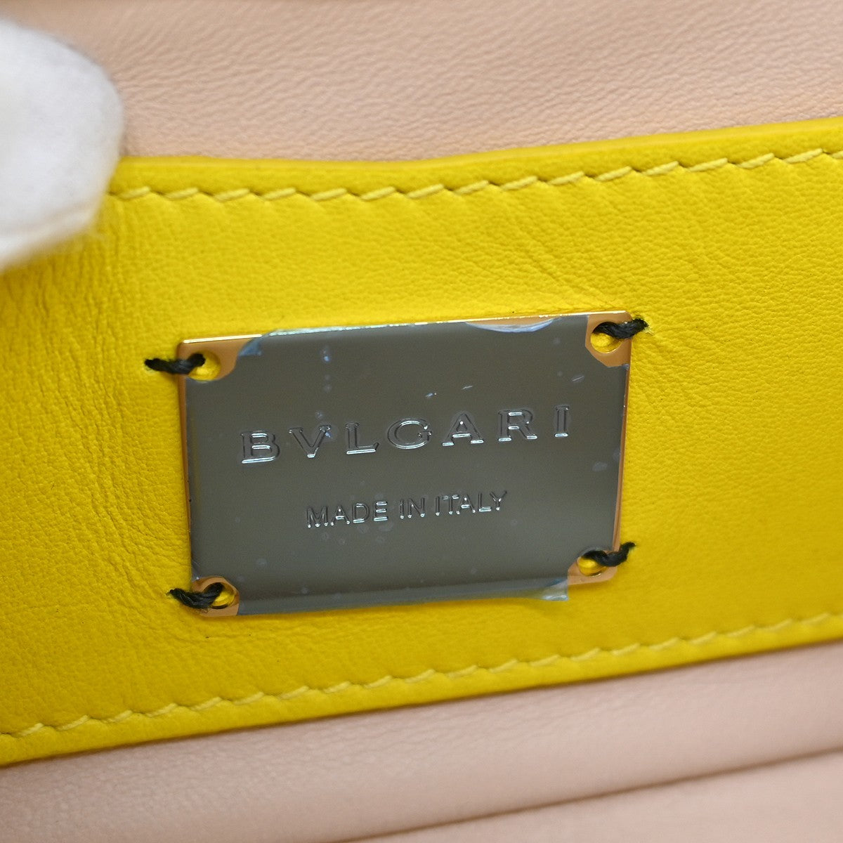 Bvlgari Serpenti Cabochon Diagonal Quilted Leather Yellow Leather Shoulder Bag Bag (Pre-Owned)