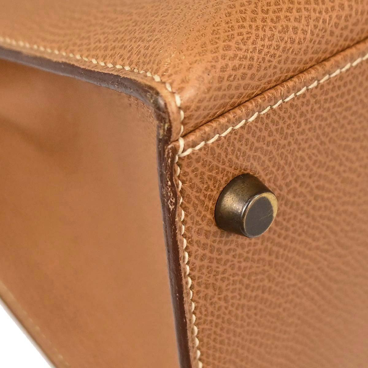 Hermes Kelly Brown Courchevel With Gold Hardware Beige Calfskin Handbag (Pre-Owned)