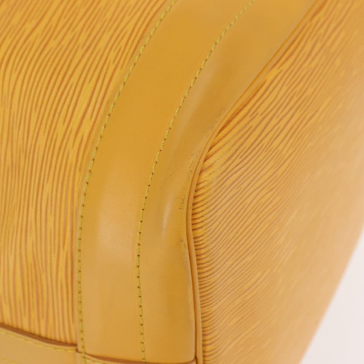 Louis Vuitton Noe Epi Leather Yellow Leather Shoulder Bag Bag (Pre-Owned)