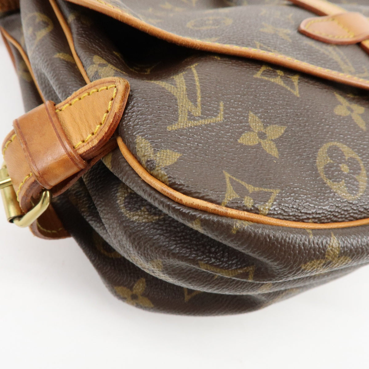 Louis Vuitton Saumur Monogram Canvas Brown Canvas Shoulder Bag Bag (Pre-Owned)