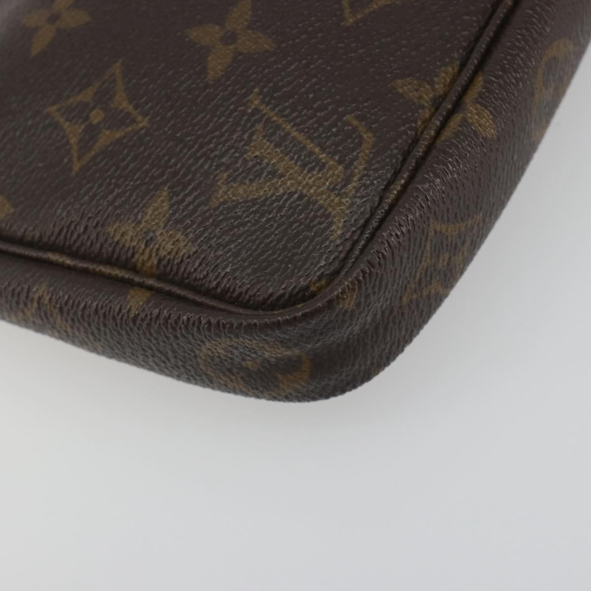 Louis Vuitton Pochette Accessoires Monogram Brown Canvas Clutche & Pouche Bag (Pre-Owned)