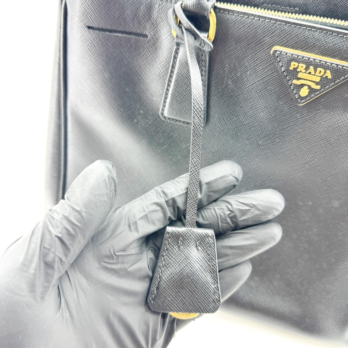 Prada Galleria Strap Leather Black Leather Handbag (Pre-Owned)
