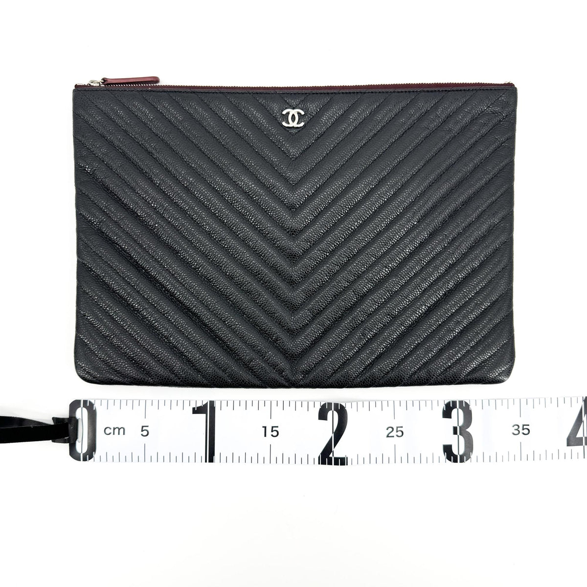 Chanel Charm O Case Chevron Lambskin Black Leather Clutche & Pouche Bag (Pre-Owned)