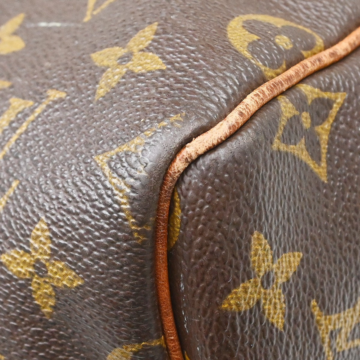 Louis Vuitton Keepall Monogram Canvas Brown Canvas Travel Bag Bag (Pre-Owned)