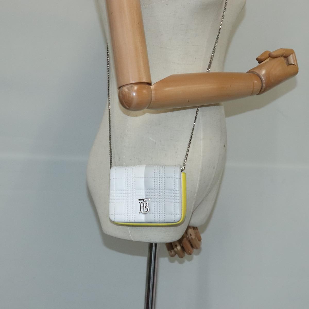 Burberry Lola Quilted Lambskin Multicolour Leather Shoulder Bag Bag (Pre-Owned)