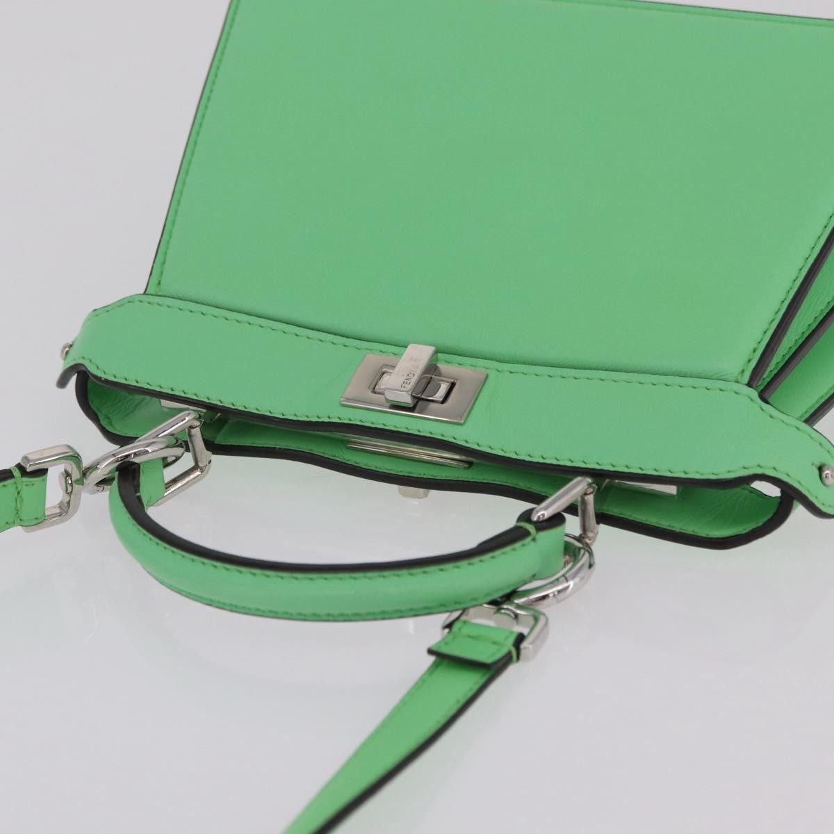 Fendi Peekaboo Iseeu Leather Green Leather Handbag (Pre-Owned)