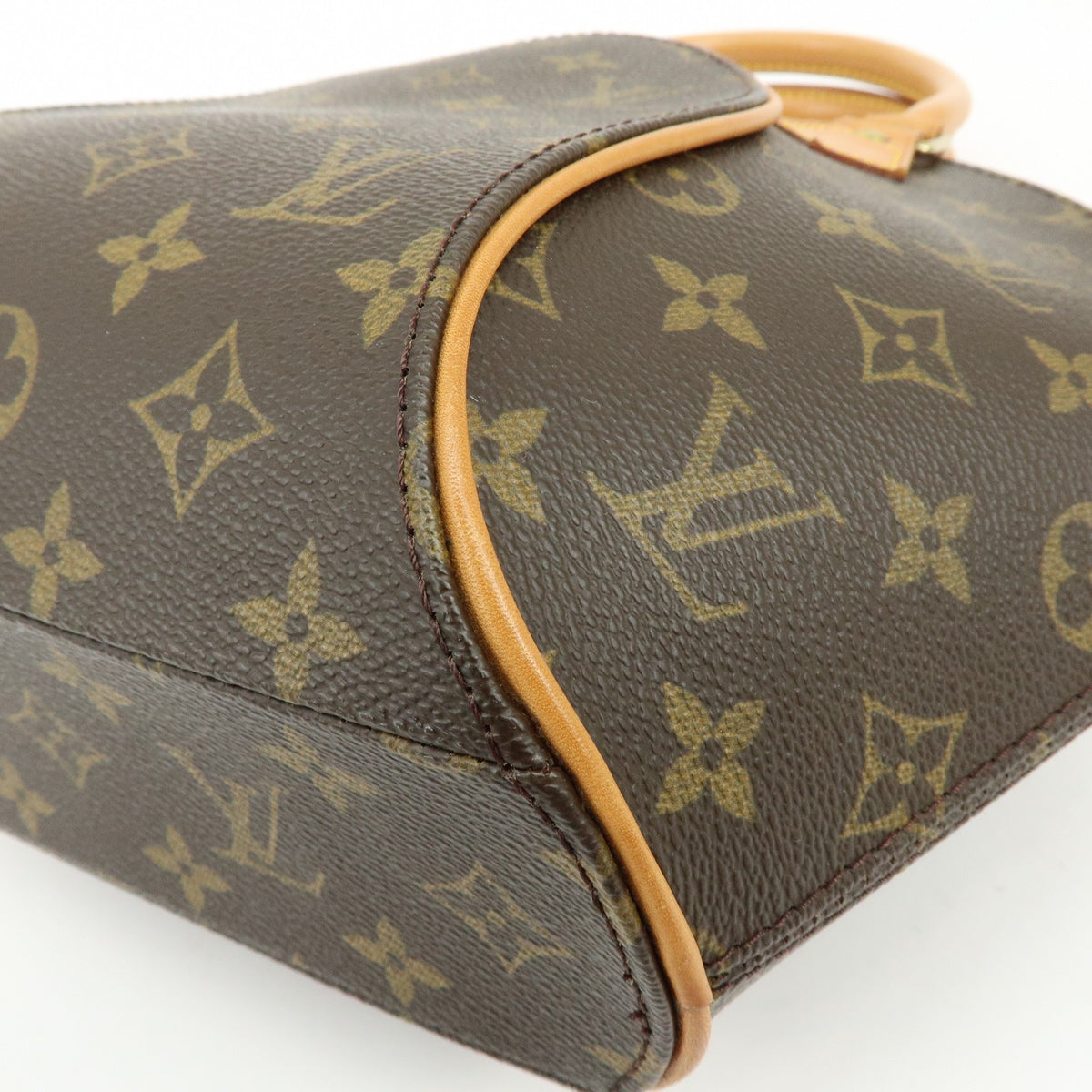 Louis Vuitton Ellipse Monogram Canvas Brown Canvas Handbag (Pre-Owned)