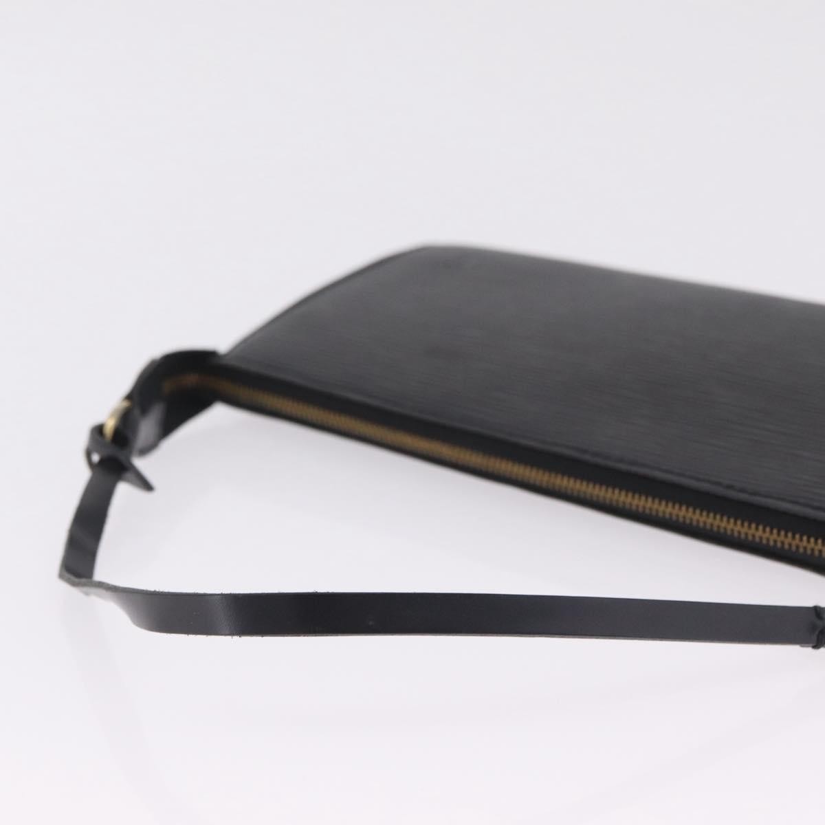 Louis Vuitton Pochette Accessoires Epi Leather Black Leather Clutche & Pouche Bag (Pre-Owned)