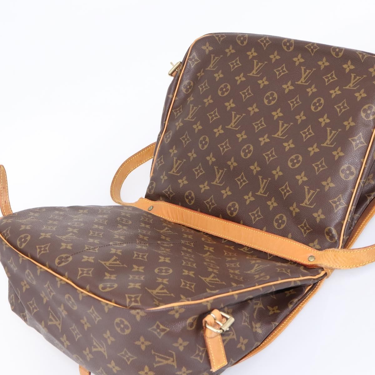 Louis Vuitton Saumur Monogram Brown Canvas Shoulder Bag Bag (Pre-Owned)