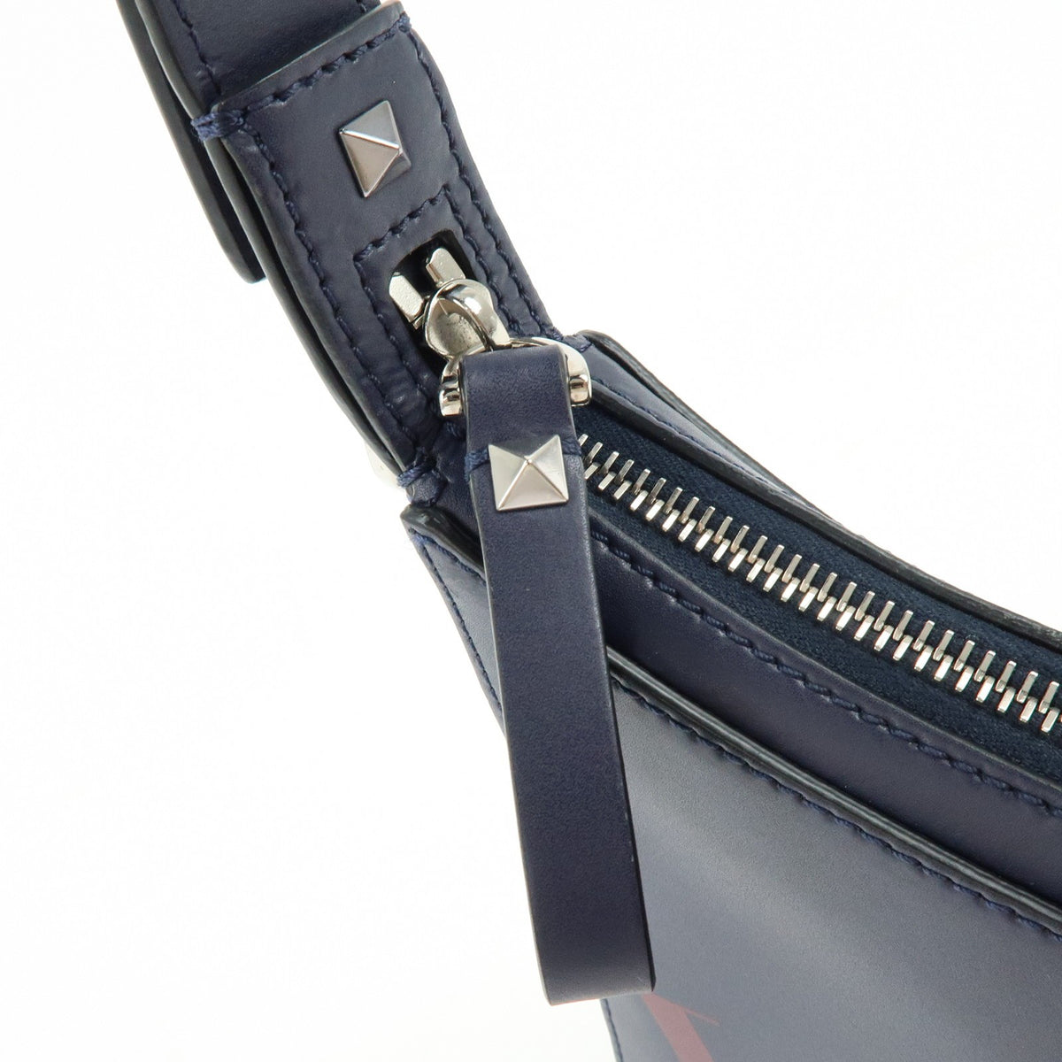 Valentino Garavani Vltn Hobo Printed Leather Navy Leather Shoulder Bag Bag (Pre-Owned)