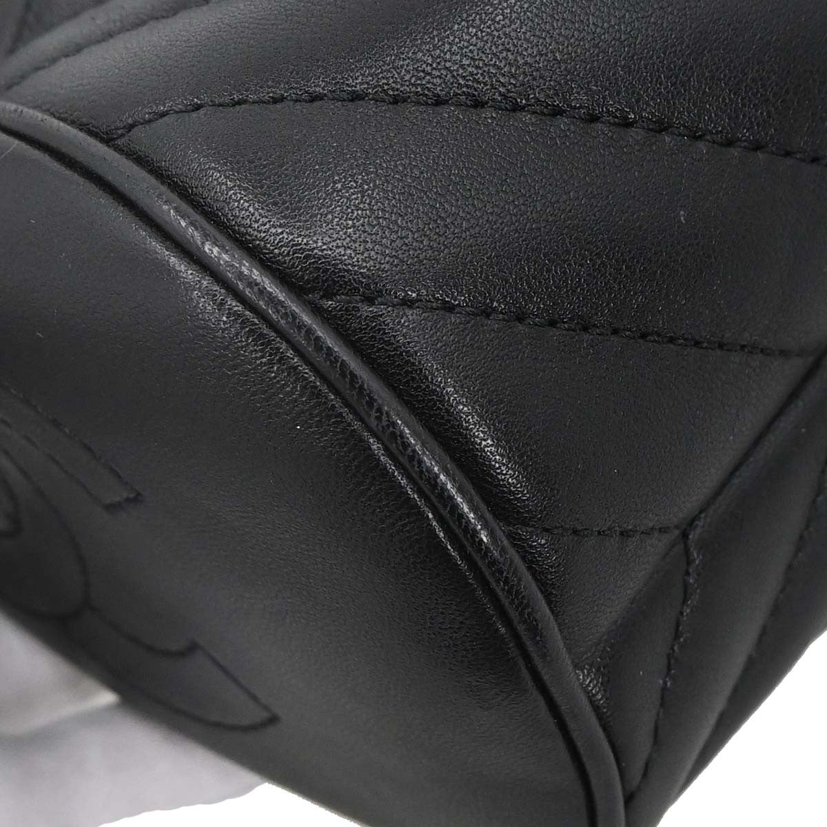 Chanel Handle With Chic Bucket Chevron Lambskin Black Leather Handbag (Pre-Owned)