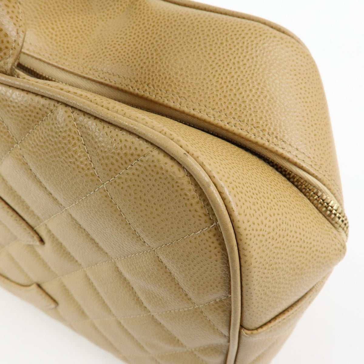 Chanel Timeless Cc Bowler Quilted Caviar Beige Leather Handbag (Pre-Owned)