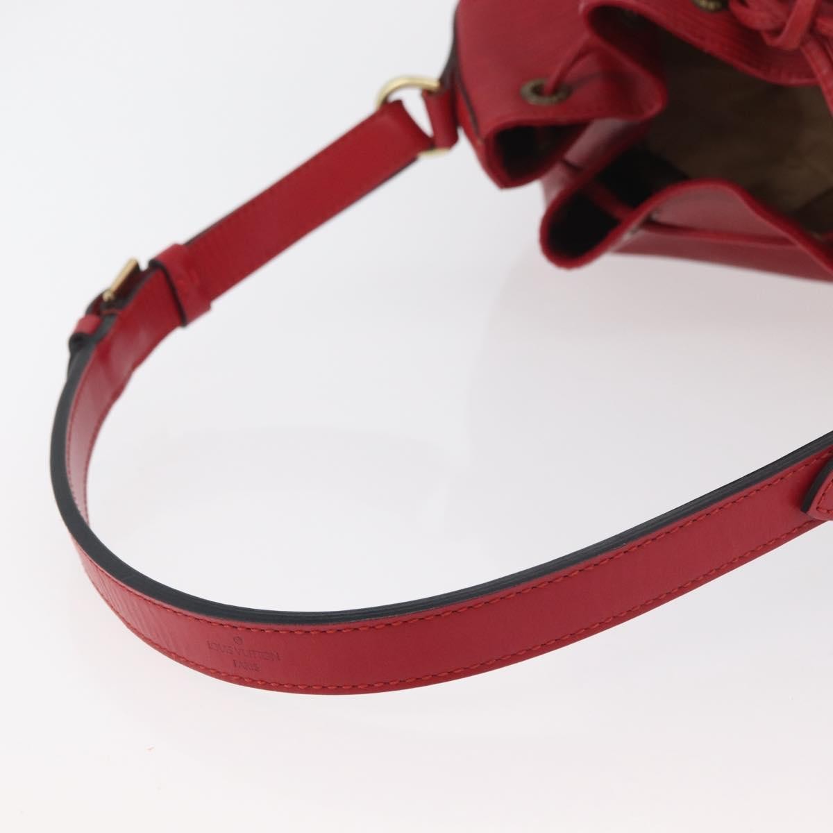Louis Vuitton Noe Epi Leather Red Leather Shoulder Bag Bag (Pre-Owned)