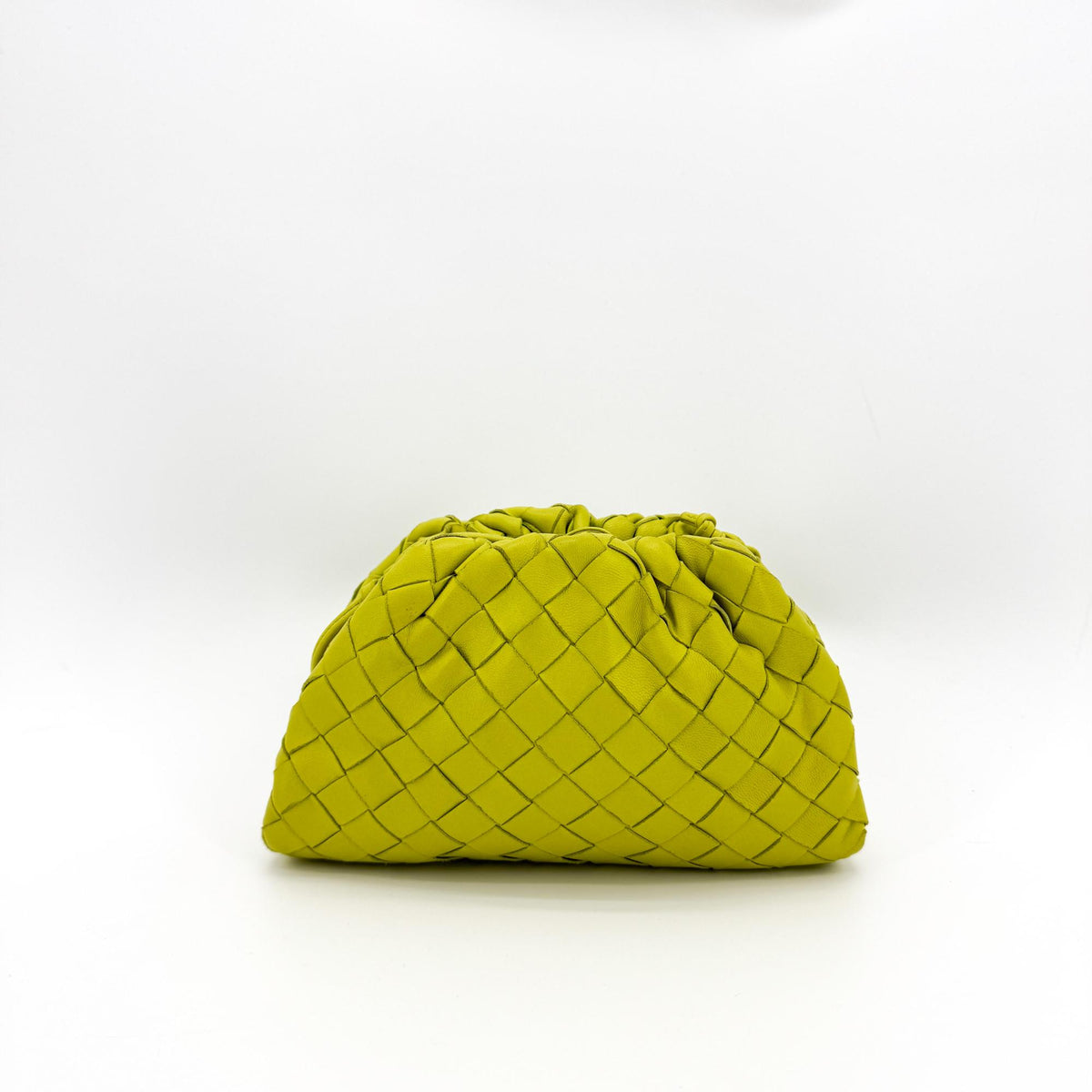 Bottega Veneta The Pouch Intrecciato Nappa Green Leather Clutche & Pouche Bag (Pre-Owned)
