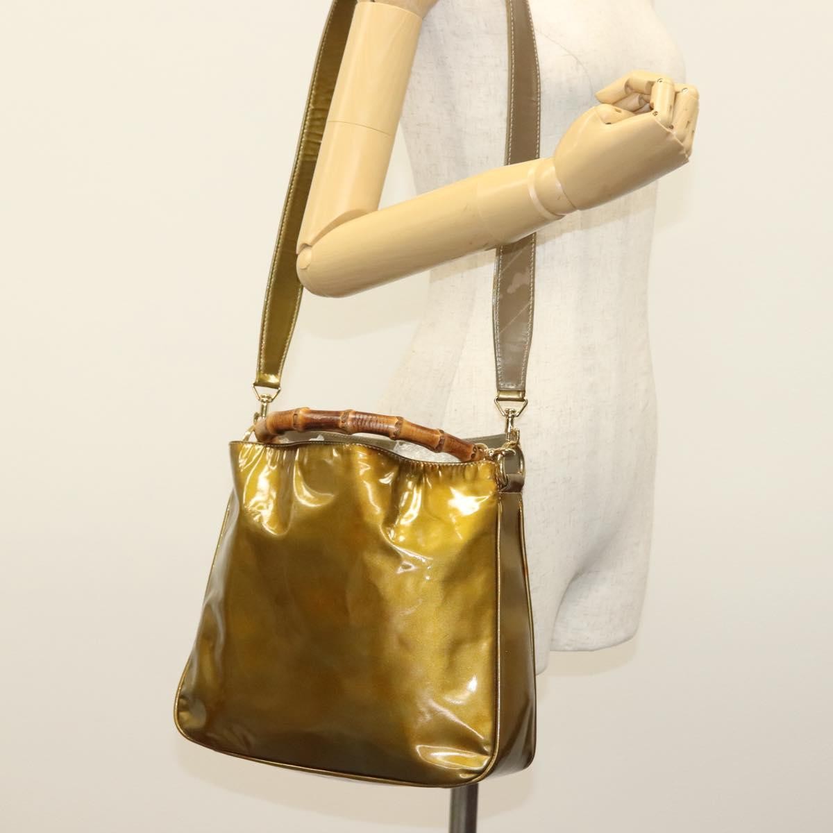 Gucci Vintage Bamboo Handle Open Hobo Leather Gold Patent_Leather Shoulder Bag Bag (Pre-Owned)