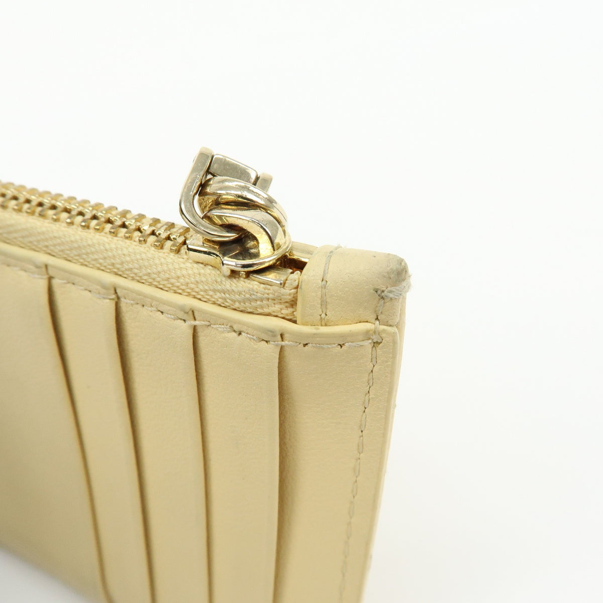 Christian Dior Lady Dior Card Holder Cannage Quilt Patent Yellow Leather Card Holders Accessory (Pre-Owned)