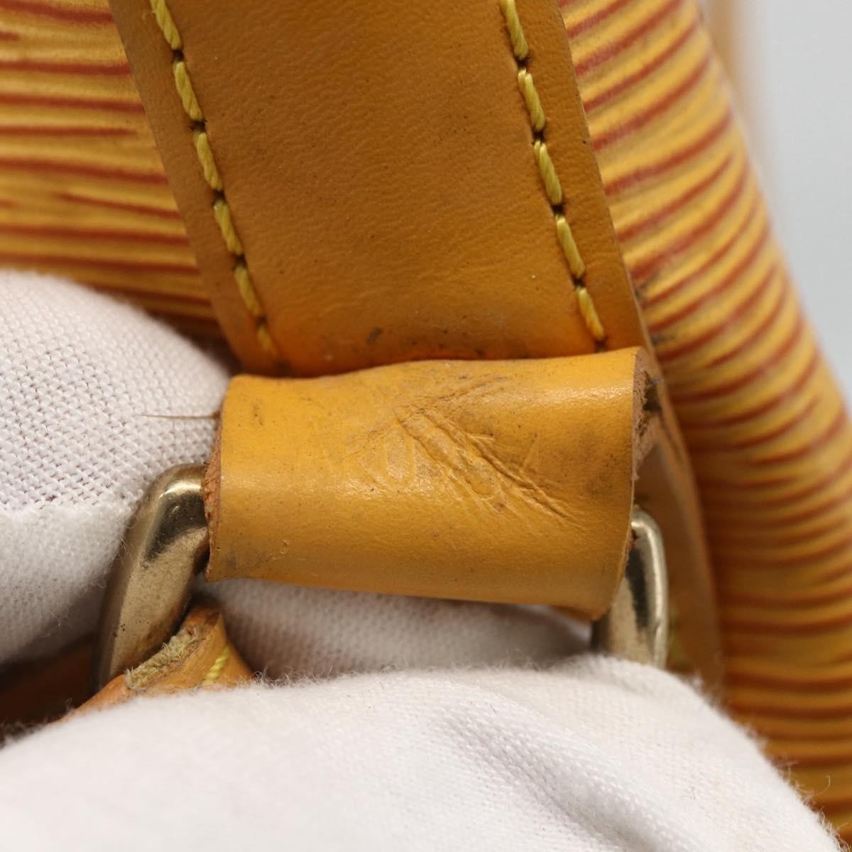 Louis Vuitton Noe Epi Leather Yellow Leather Shoulder Bag Bag (Pre-Owned)