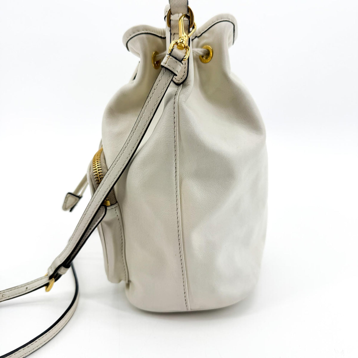 Prada Duet Drawstring Bucket Leather White Leather Handbag (Pre-Owned)