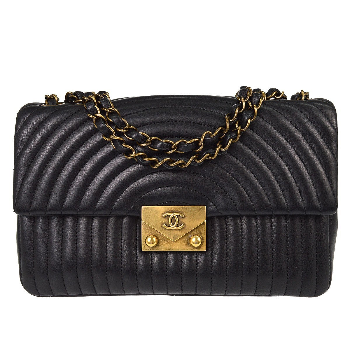 Chanel Vintage Pagoda Flap Quilted Lambskin Black Leather Handbag (Pre-Owned)