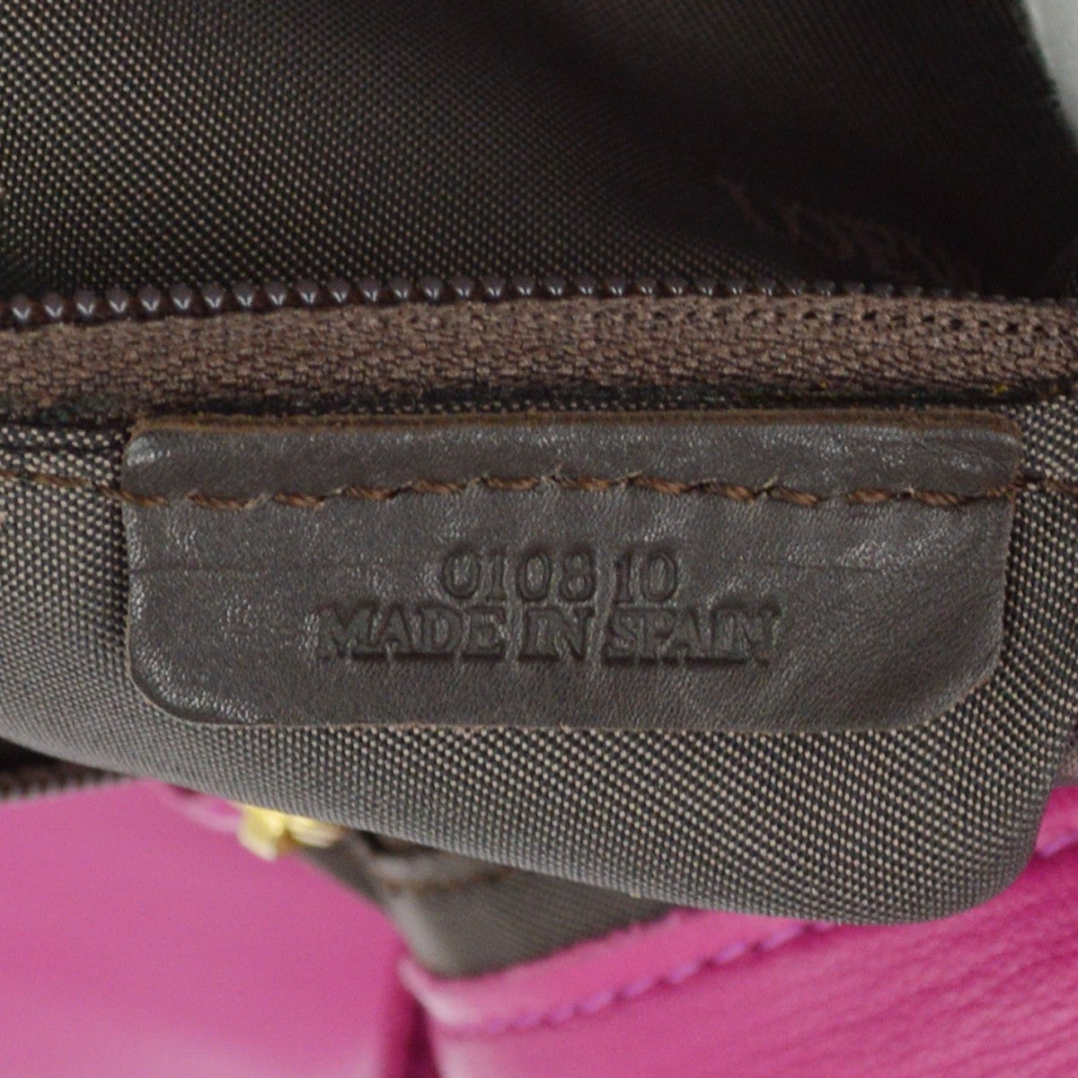 Loewe Anagram Logo Nappa Aire Hand Leather Pink Leather Handbag (Pre-Owned)