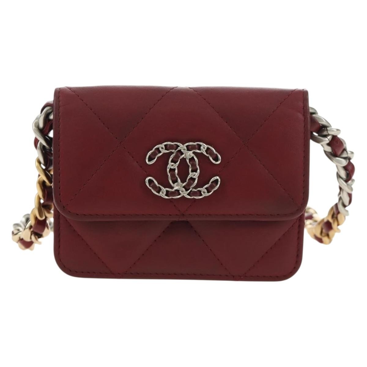 Chanel 19 Wallet On Chain Quilted Lambskin Burgundy Leather Shoulder Bag Bag (Pre-Owned)