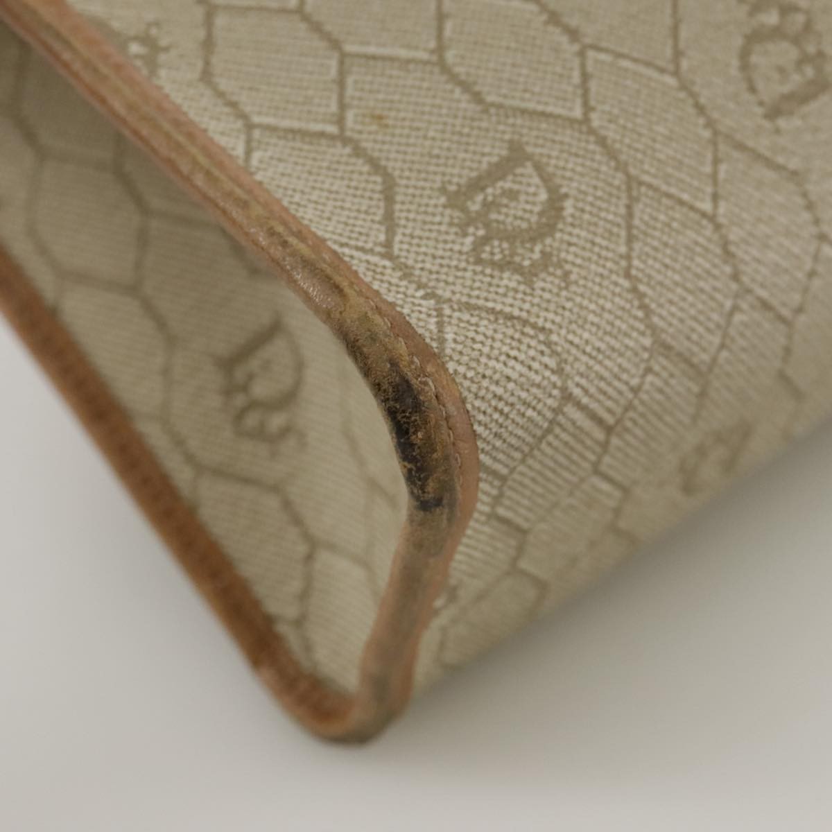 Christian Dior Vintage Honeycomb Zip Canvas And Leather Beige Canvas Clutche & Pouche Bag (Pre-Owned)