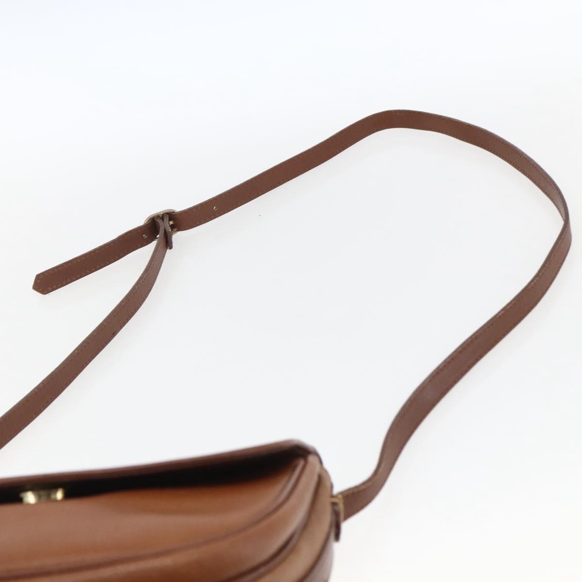 Burberry Vintage Leather Brown Leather Shoulder Bag Bag (Pre-Owned)