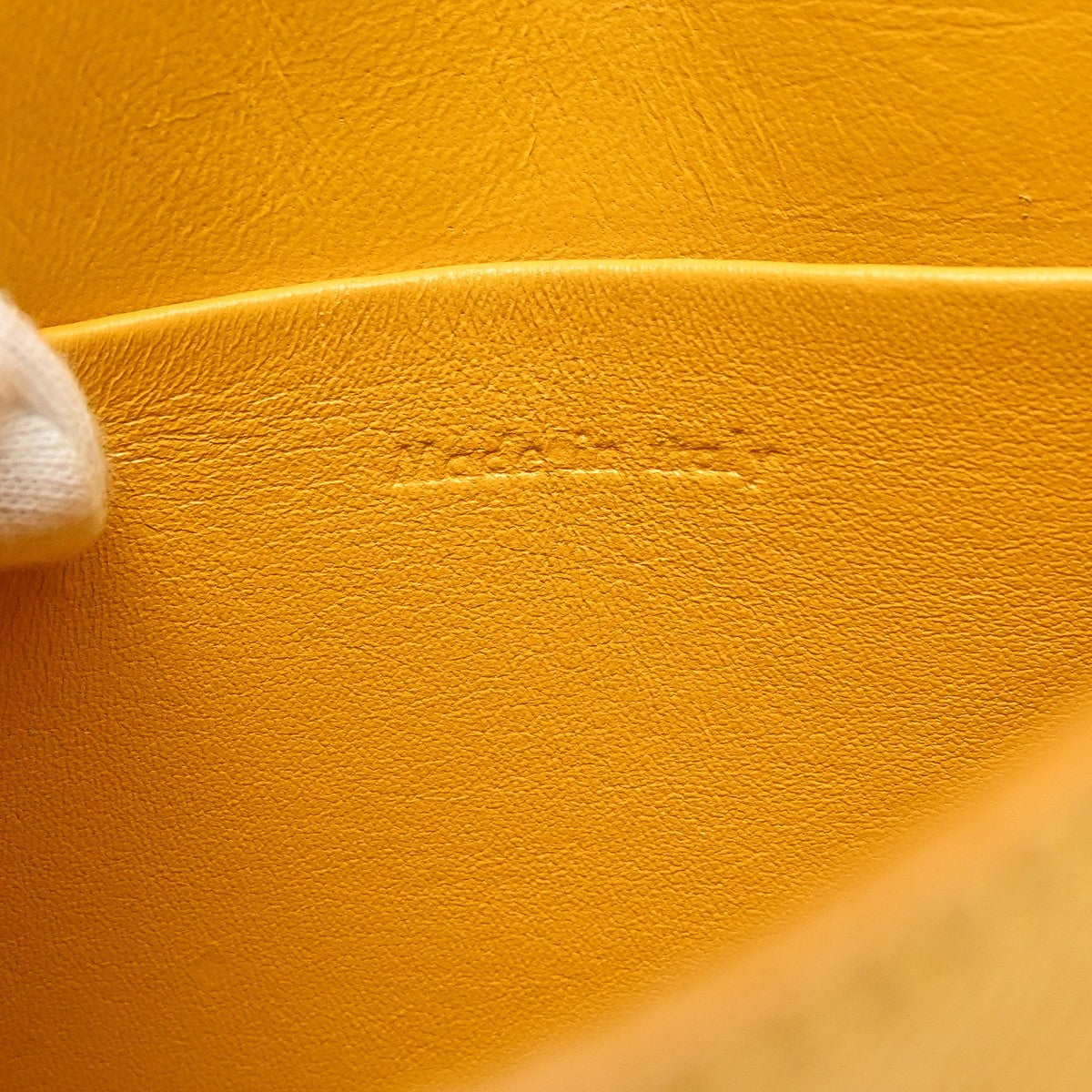 Celine Trotteur Grainy Leather Yellow Leather Crossbody Bag Bag (Pre-Owned)