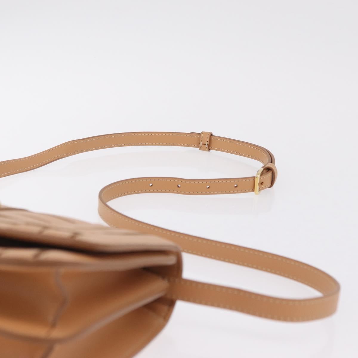 Burberry Tb Flap Woven Leather Beige Leather Handbag (Pre-Owned)