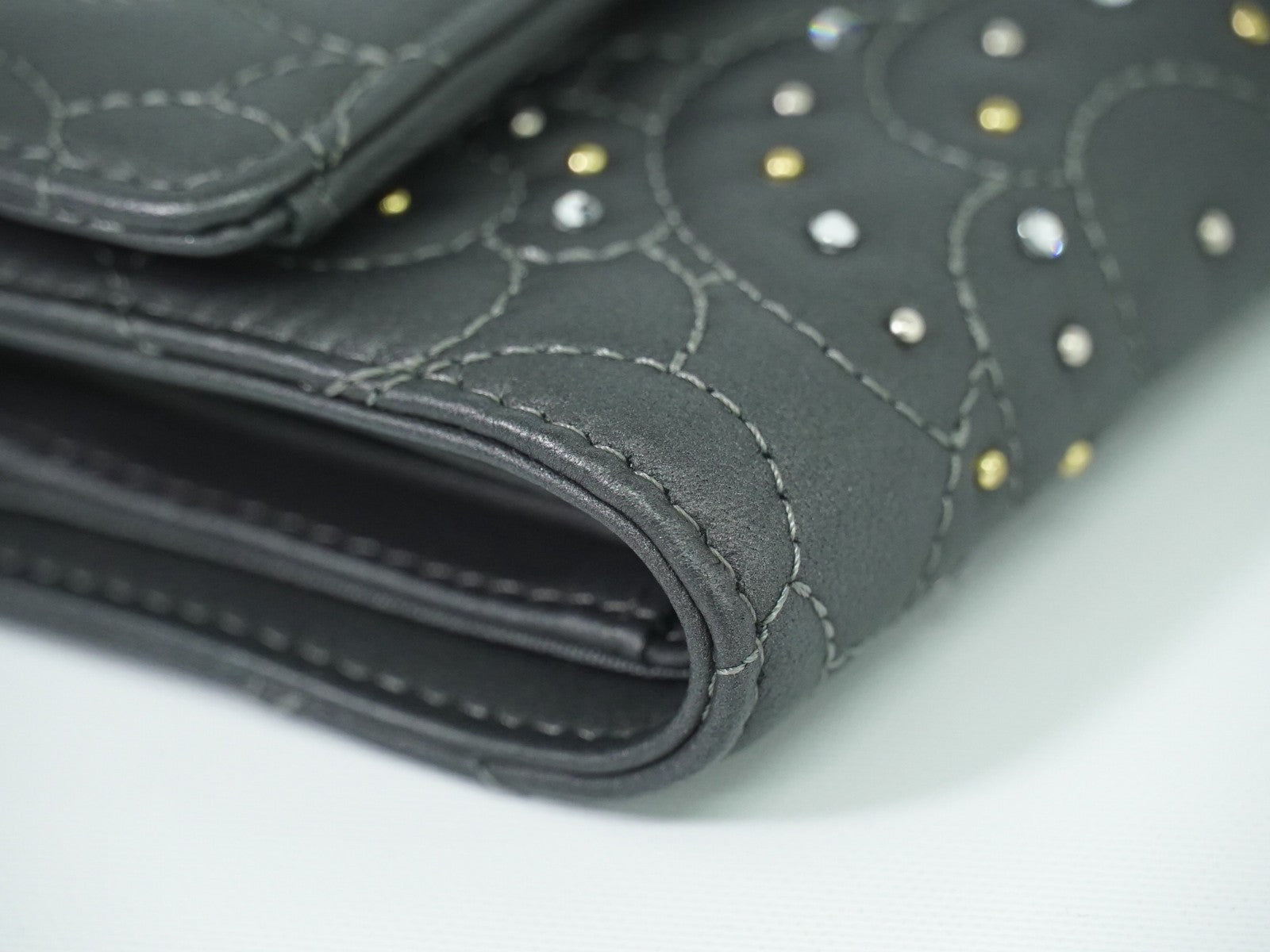 Chanel Camellia Flap Studded Camellia Lambskin Gray Leather Wallets Accessory (Pre-Owned)