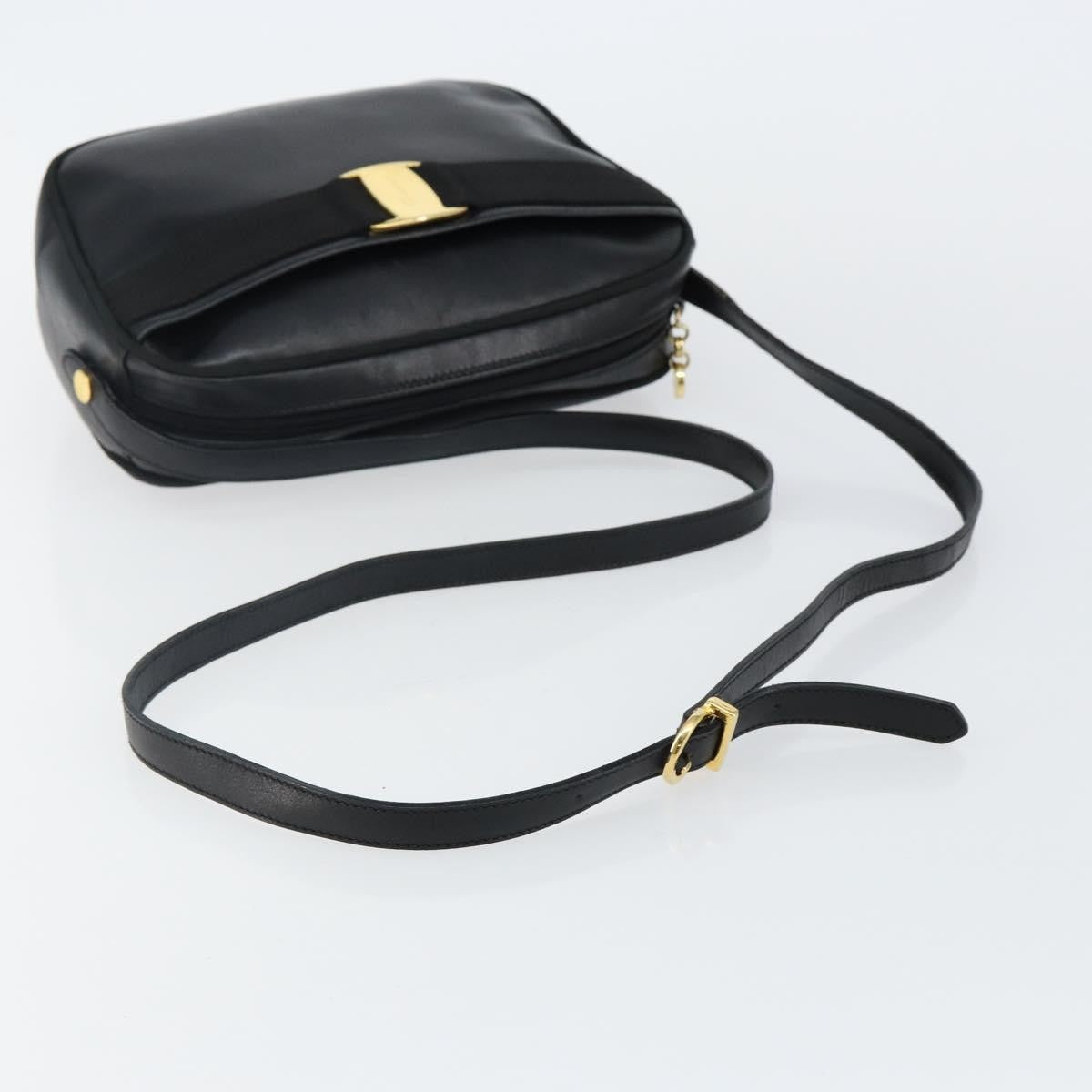 Salvatore Ferragamo Vala Leather Black Leather Shoulder Bag Bag (Pre-Owned)