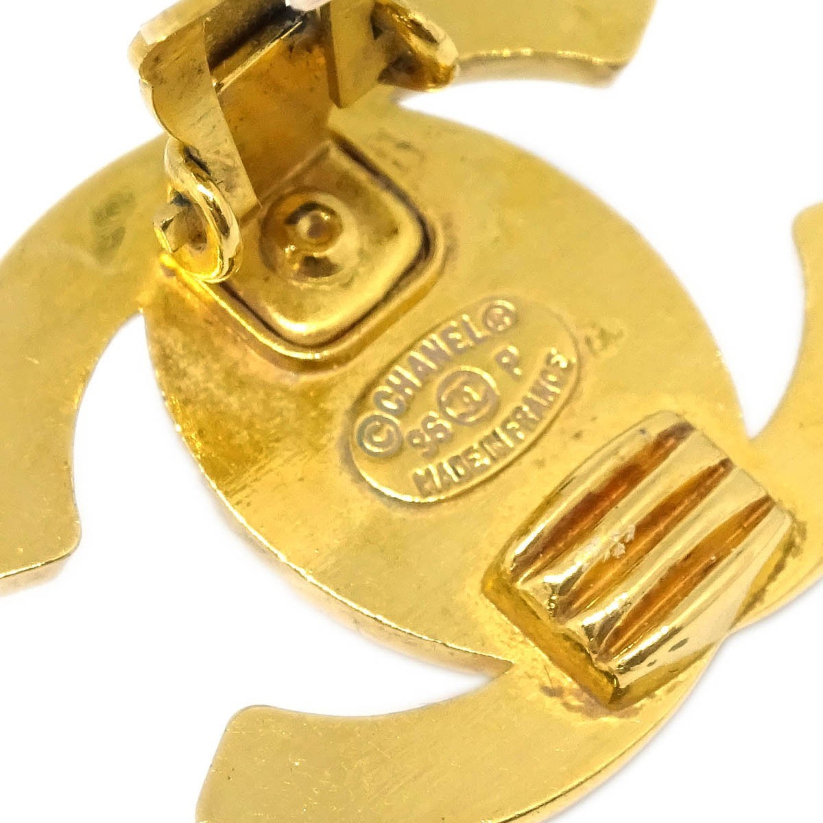 Chanel Cc Turnlock Clip-On Metal Gold Gold_Plated Earrings Jewelry (Pre-Owned)
