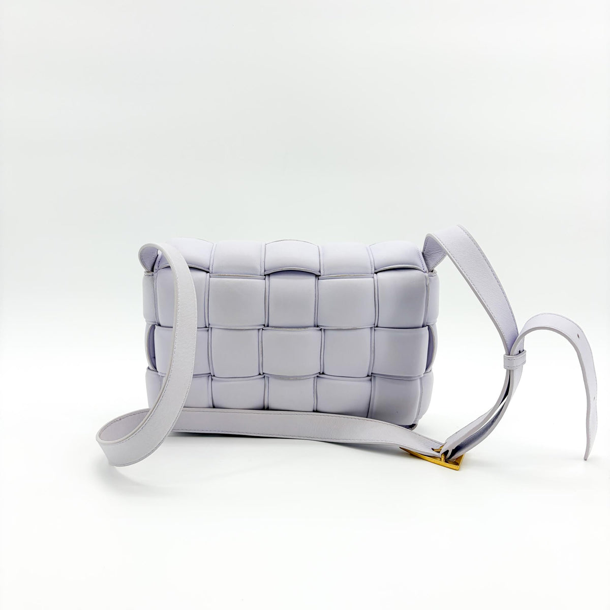 Bottega Veneta Cassette Padded Maxi Intrecciato Leather Purple Leather Crossbody Bag Bag (Pre-Owned)