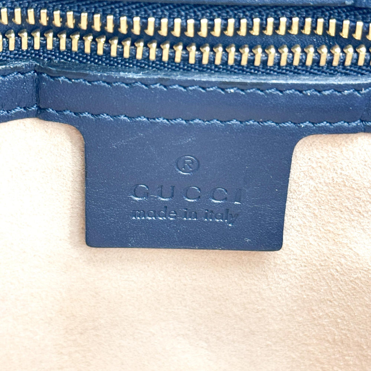 Gucci Sylvie Top Handle Leather Black Leather Handbag (Pre-Owned)