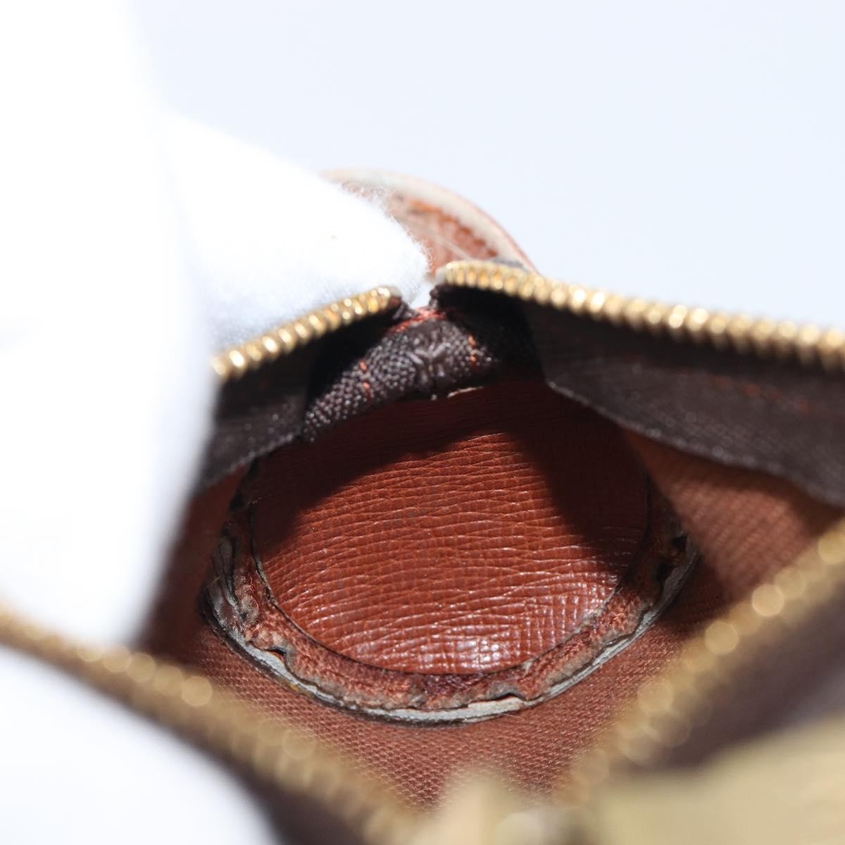 Louis Vuitton Golf Ball Case Monogram Brown Canvas Clutche & Pouche Bag (Pre-Owned)