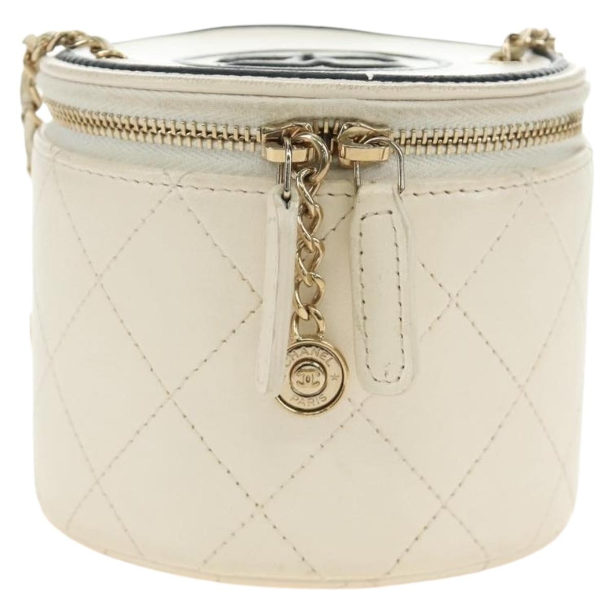 Chanel Cc Round Vanity Case With Chain Quilted Lambskin White Leather Shoulder Bag Bag (Pre-Owned)