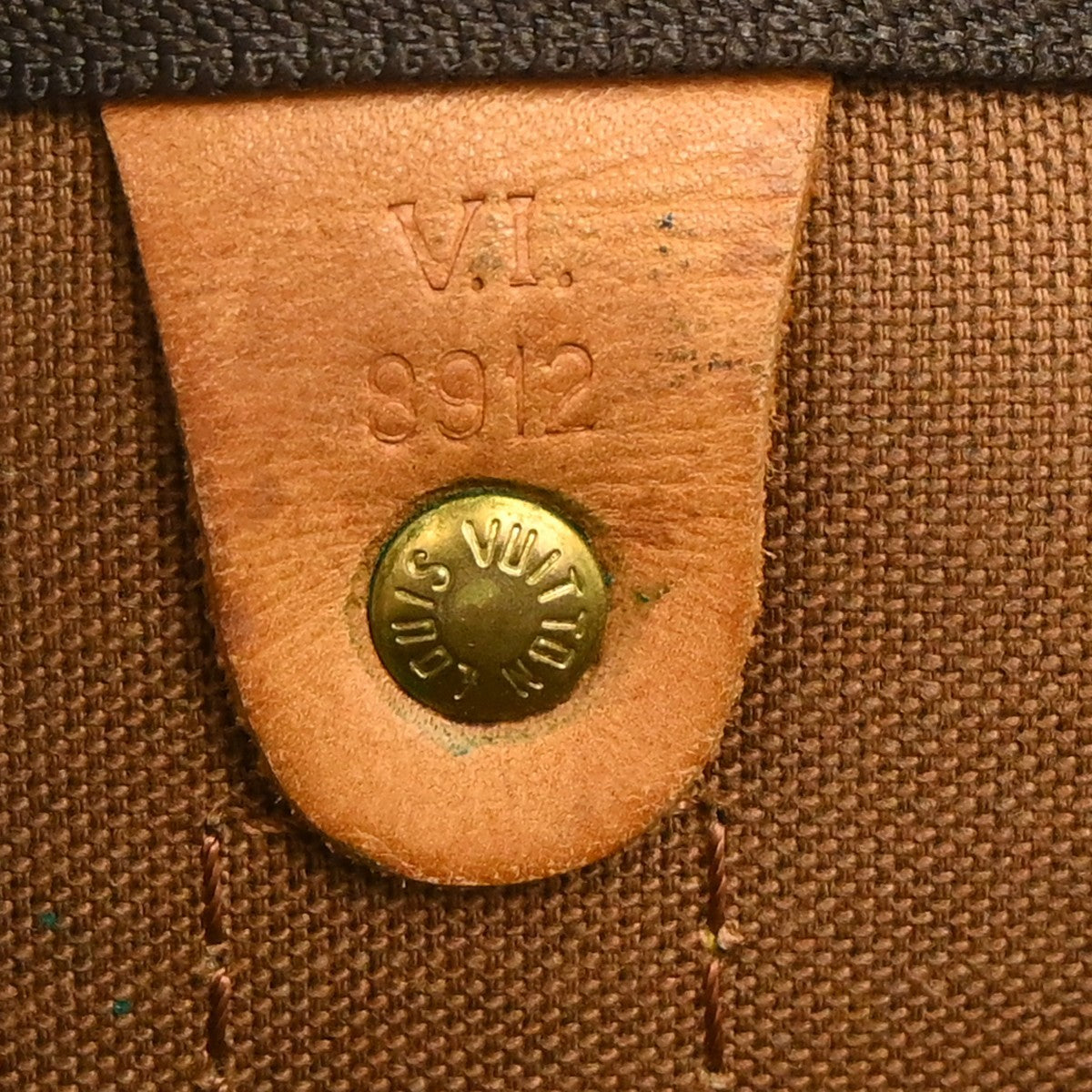 Louis Vuitton Keepall Monogram Canvas Brown Canvas Travel Bag Bag (Pre-Owned)